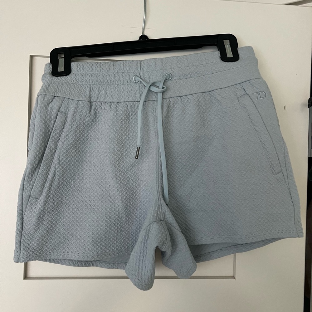 7Diamonds Women's Shorts